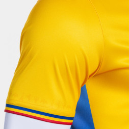 ФУТБОЛКА С КОРОТКИМ РУКАВОМ