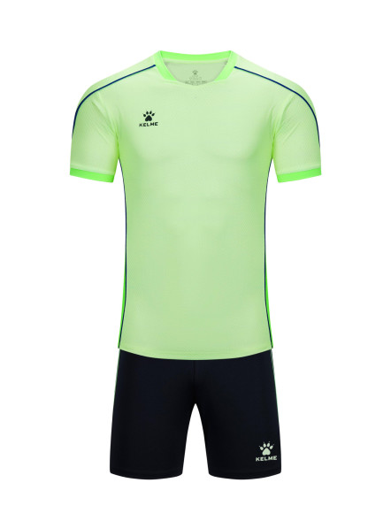 Детская футбольная форма KELME Short Sleeve Football Set Kids Light Green/Black