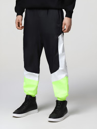Джоггеры KELME Men's Woven Trousers (Black/Green)