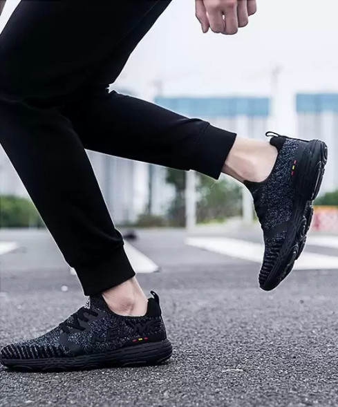 Кроссовки KELME Men's Sports Shoes Black