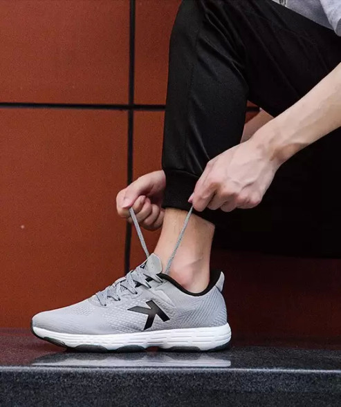 Кроссовки KELME Men's Sports Shoes Grey