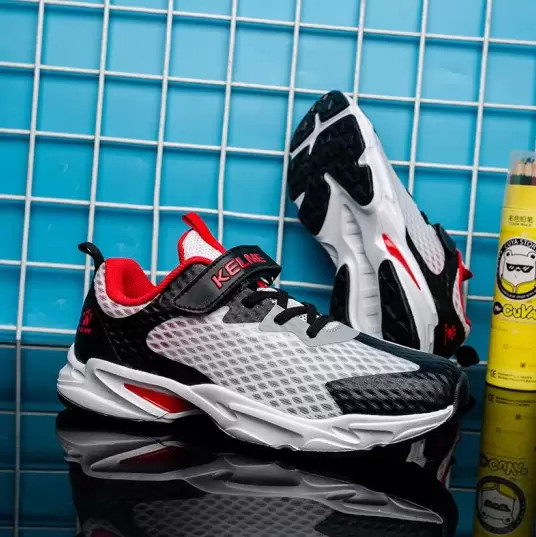 Детские кроссовки KELME Children's Casual Shoes (White/Black)