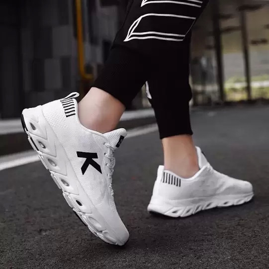 Кроссовки KELME Men's sports shoes White