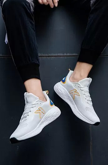 Кроссовки KELME Men's sports shoes White