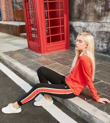 Свитшот KELME Women's Round Neck Sweater Red