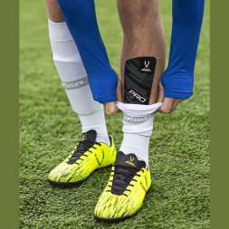 Щитки футбольные JÖGEL Prolite, черный