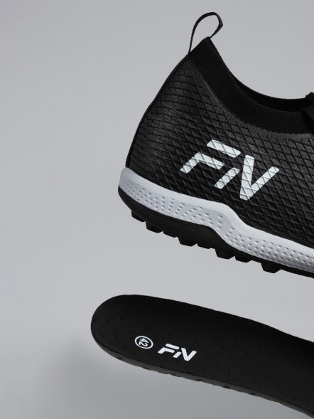 Шиповки FN Balance (TF) Black