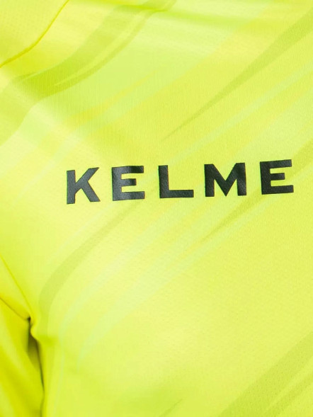 Футбольная форма KELME S/S Football Set (Neon/Black)