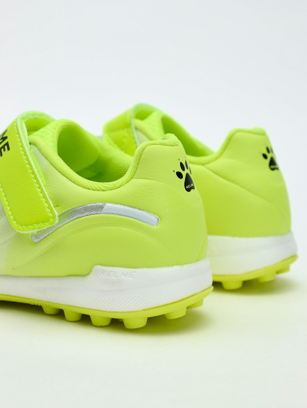 Детские шиповки KELME Children's Football Shoes (TF) White