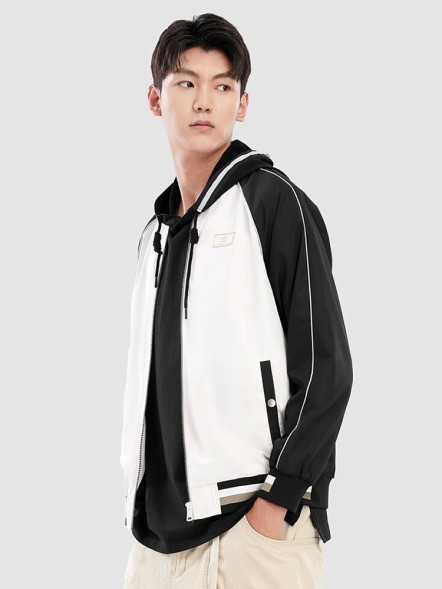 Бомбер KELME Jacket White