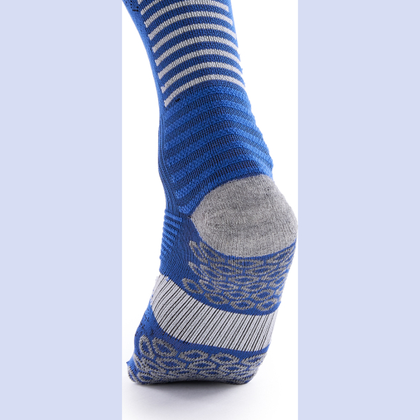 Носки спортивные PENALTY SE7E 4107871000UN, размер 39-44, бело-черные