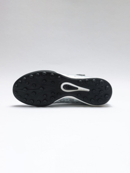 Детские шиповки KELME Children's Football Shoes (TF) Light Gray