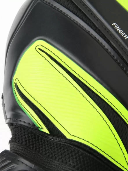 Перчатки вратарские KELME Goalkeeper Gloves (Competition Level) (Black/Light Green)