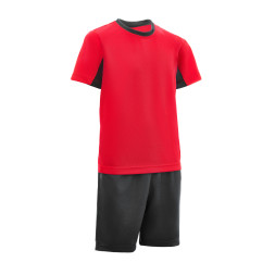 Форма футб. игровая TORRES Classic Junior, FJ-1011-042-140, рост 140 см, полиэстер, красно-черный