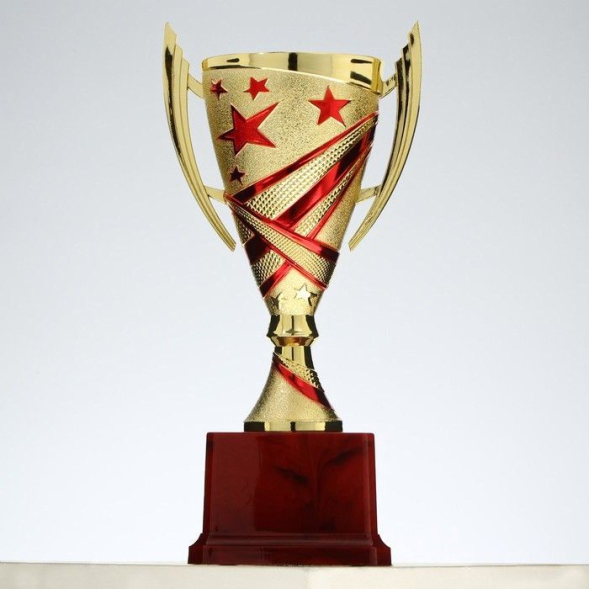 Кубок 183A, зол., подставка пластик, 23 × 12 × 8.5 см