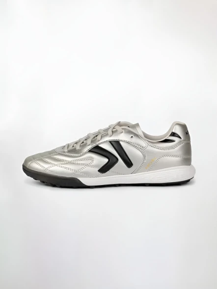 Шиповки KELME Men's football shoes