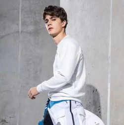 Свитшот KELME Pullover Sweater White
