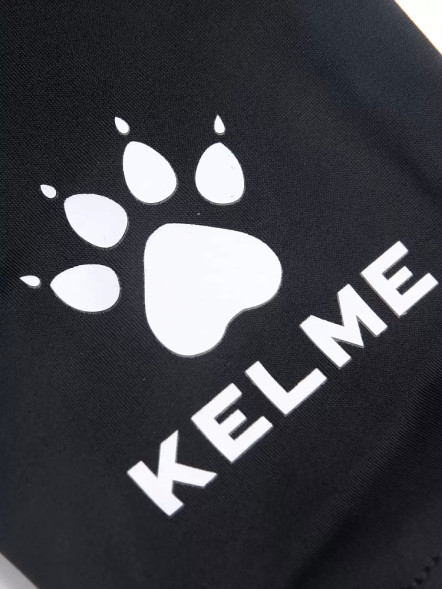 Бандаж KELME Elbow Guard Black
