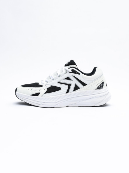 Кроссовки KELME Men's Sports Shoes (White/Black)