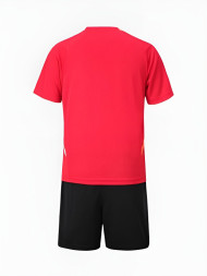 Детская футбольная форма KELME Short-Sleeved Football Suit (Red/Black)