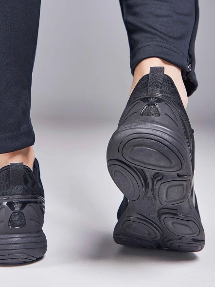 Кроссовки KELME Sports Shoes Black
