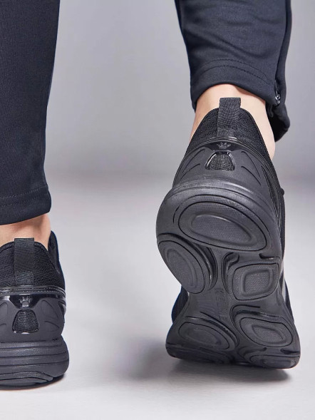 Кроссовки KELME Sports Shoes Black