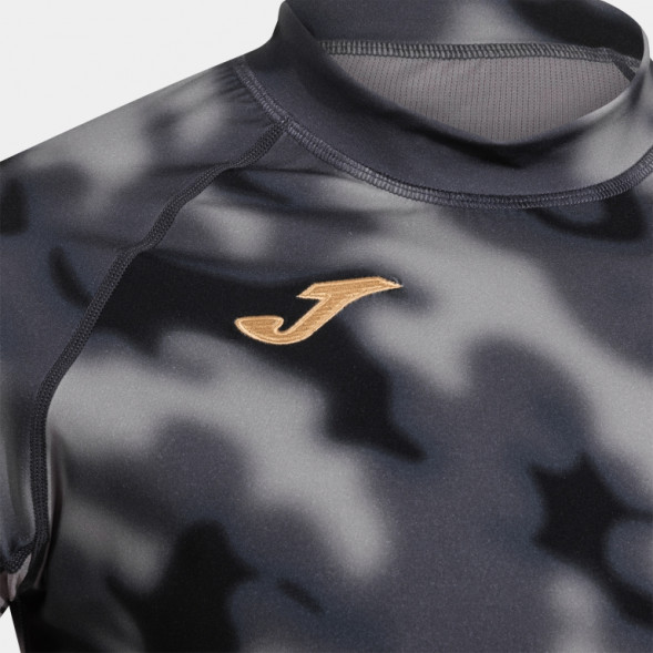 ФУТБОЛКА С КОРОТКИМ РУКАВОМ COMBAT ЧЕРНЫЙ