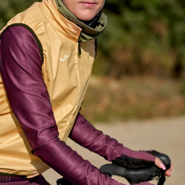 CHALECO CRONO CAMEL