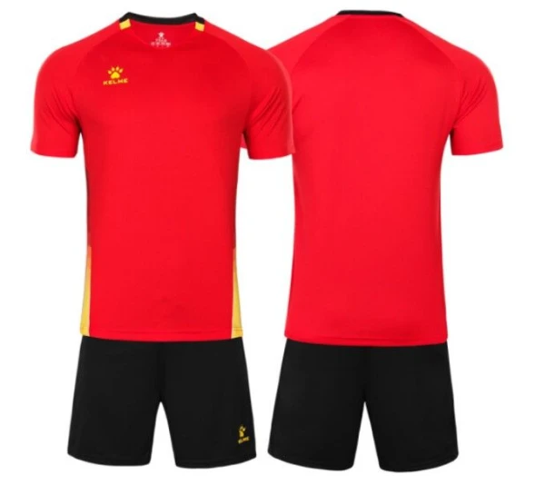 Футбольная форма KELME Short-Sleeved Football Suit (Red/Black)