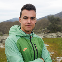 CHUBASQUERO R- TRAIL NATURE  