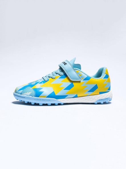 Детские шиповки KELME Children's Football Shoes (TF) Light Blue
