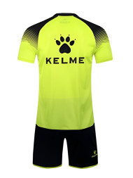 Детская футбольная форма KELME Short Sleeve Football Kid Set (Light Green/Black)