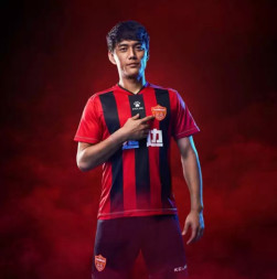 Костюм KELME 19-Year Yanbian Fude Competition Suit Red