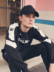 Свитшот KELME Sweater Black
