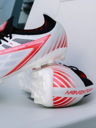 Бутсы KELME Men's Soccer Shoes (M) (White/Black)