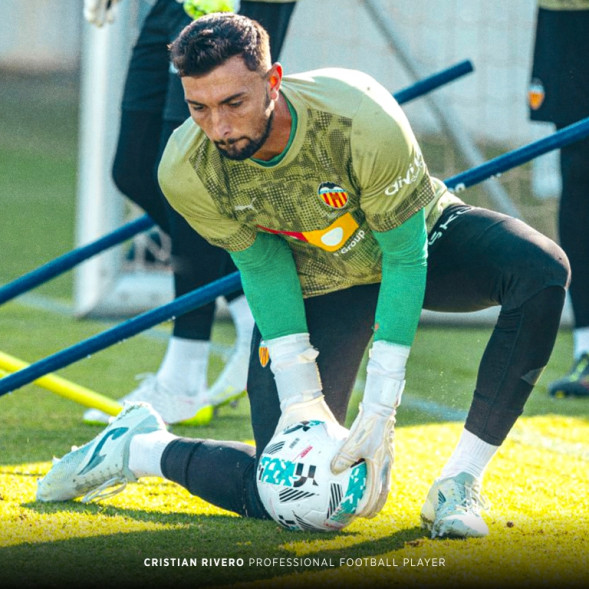 Бутсы JOMA STRIKER 2502 BLANCO FIRM GROUND