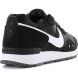 Кроссовки беговые NIKE VENTURE RUNNER