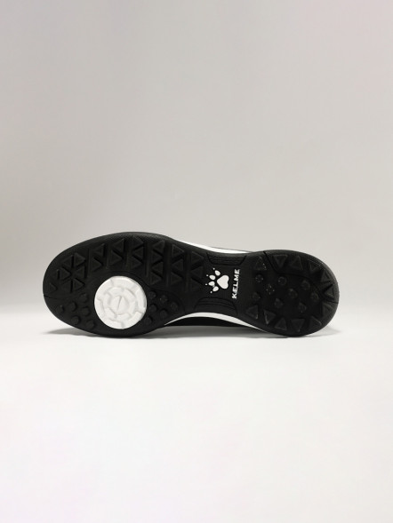 Шиповки KELME Men's Soccer Boots (TF) Black