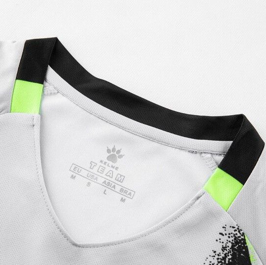 Футбольная форма KELME Short-Sleeved Football Suit (White/Black)