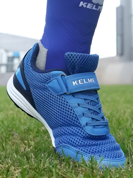 Детские шиповки KELME Kids Football Shoes (TF) Blue