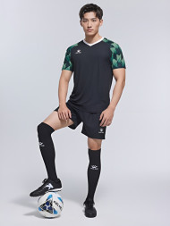 Футбольная форма KELME Short-Sleeved Football Suit Black