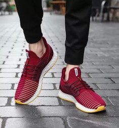 Кроссовки KELME Men's Training Shoes Burgundy