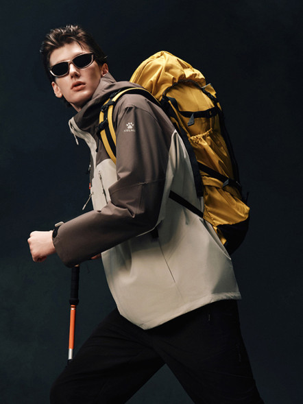 Демисезонная куртка KELME Jacket (inner Fleece) Brown