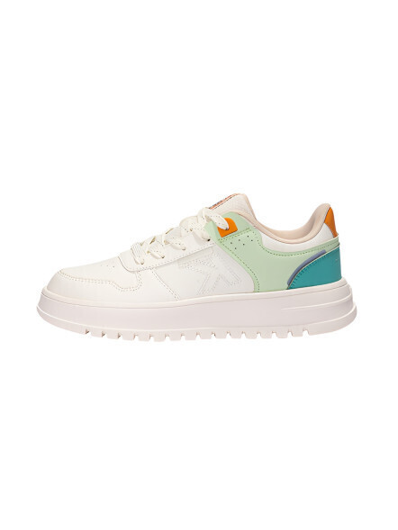 Кроссовки KELME Women's Casual Shoes (White/Green)